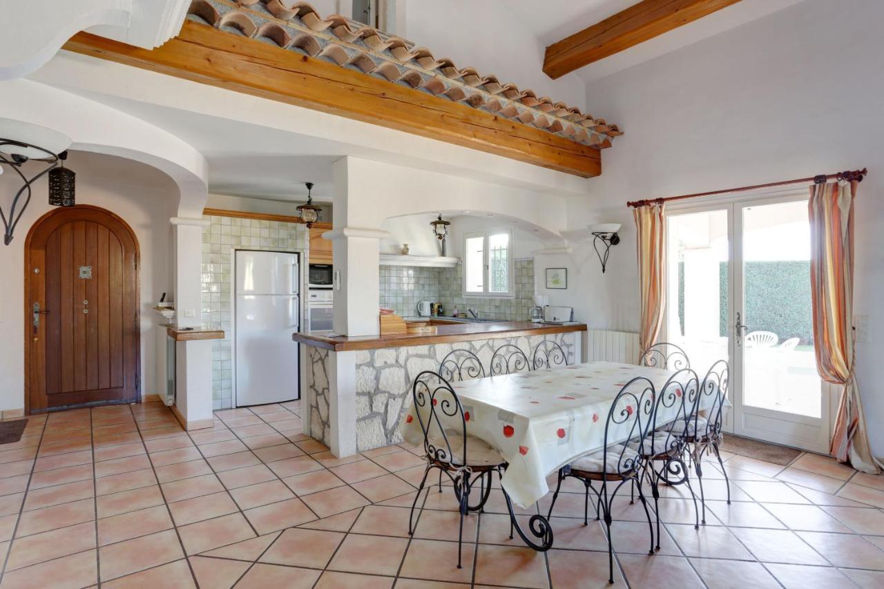 Villa De Charme, 8 Pers, Climatisee, Piscine Chauffee, Calme Garanti Roquebrune-sur Argens Zewnętrze zdjęcie