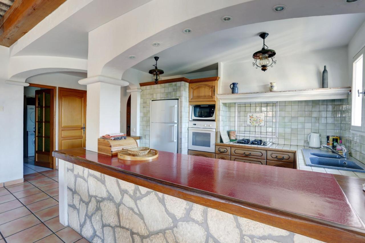 Villa De Charme, 8 Pers, Climatisee, Piscine Chauffee, Calme Garanti Roquebrune-sur Argens Zewnętrze zdjęcie